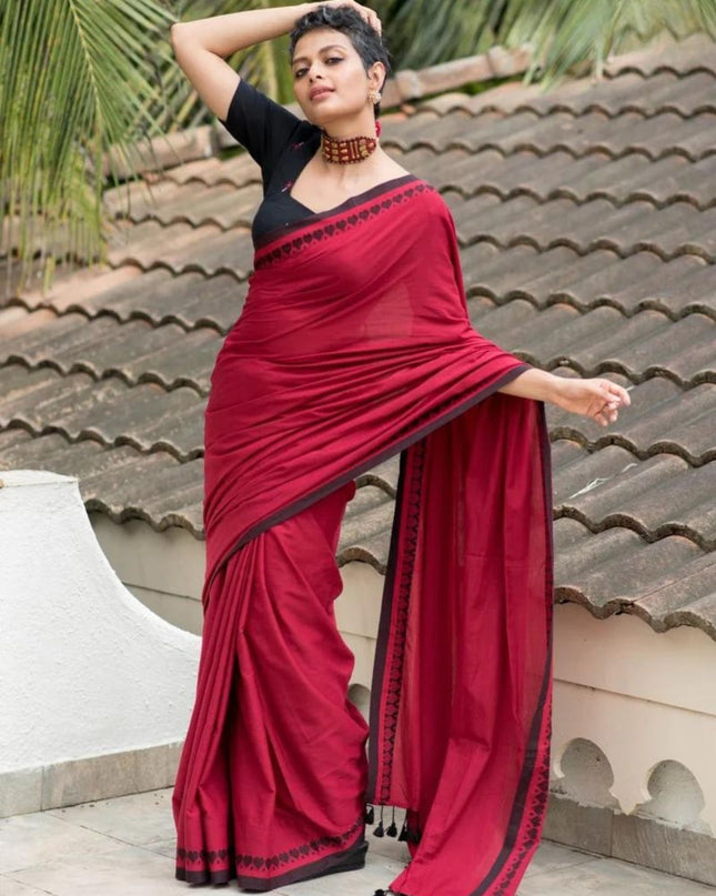 Handloom Pure Cotton Solid Border Design
