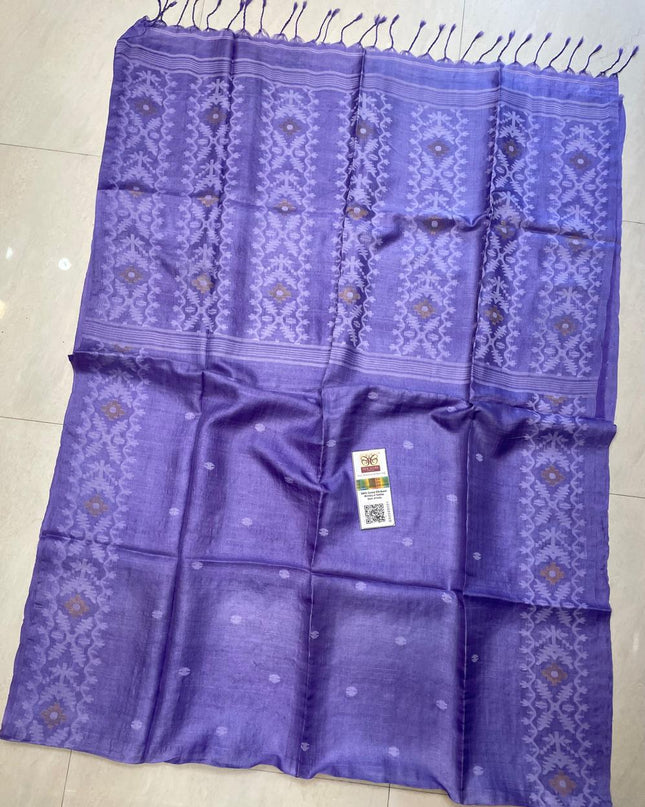 Weaving Buti Jamdani Saree