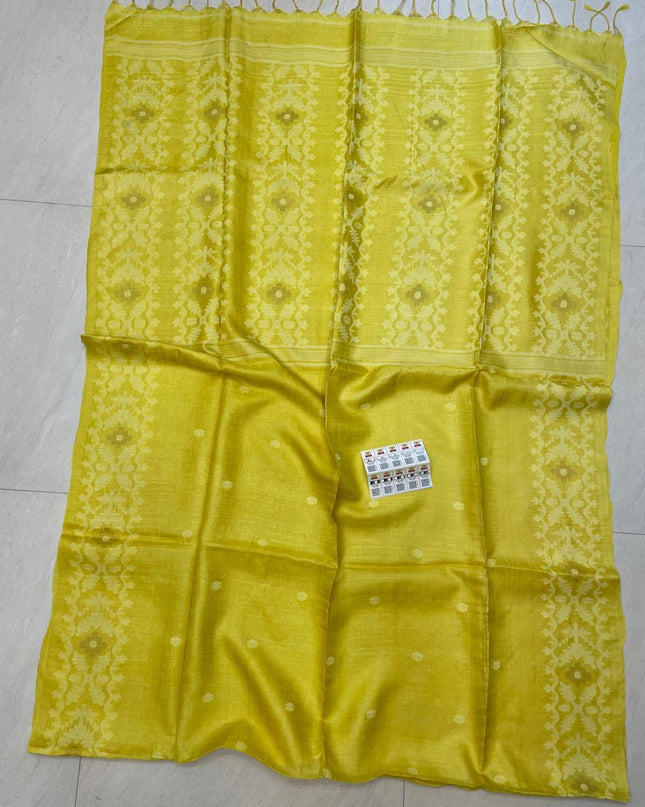 Weaving Buti Jamdani Saree