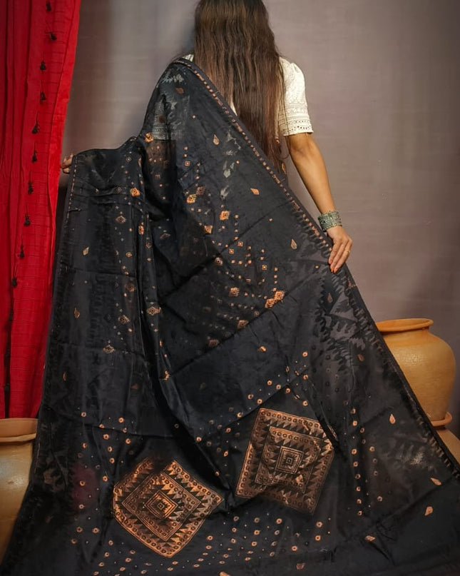 Dhakai Jamdani (Half Silk)